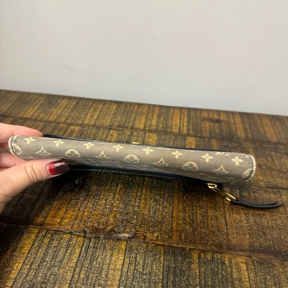 Louis Vuitton Monogram Idylle Portefeuille Sarah Long Wallet Black - Picture 10 of 13